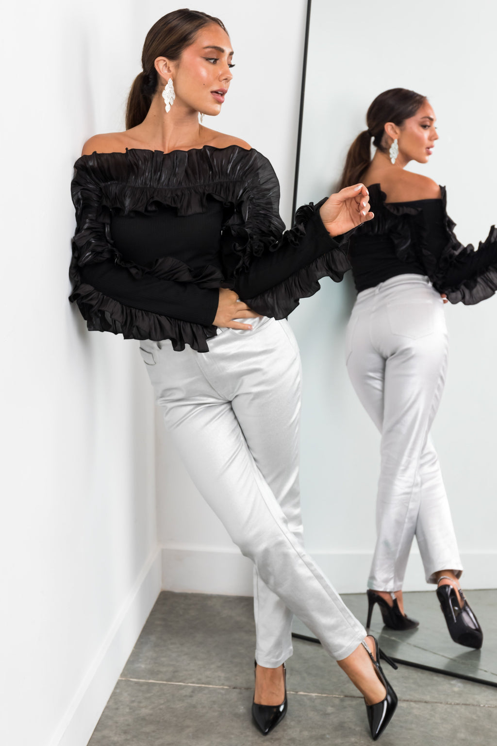 Women’s Black Off the Shoulder Ruffle Long Sleeve Top